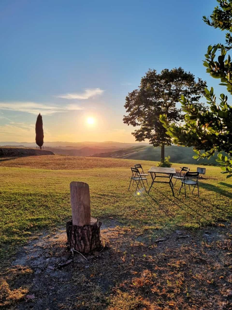 Podere Il Granaio - Crete Senesi - Tuscany Siena Exterior photo